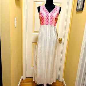 Vineyard Vines Pink and White Sleeveless Maxi Gown